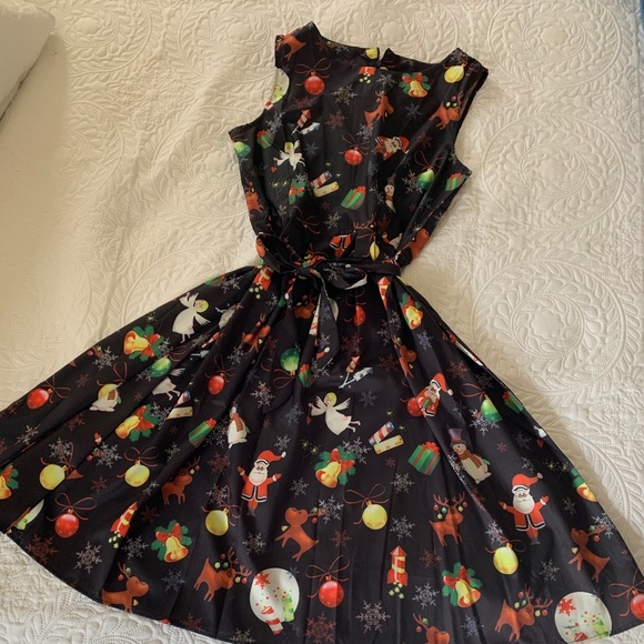 || AMAZON || Christmas Dress - Picture 3 of 5